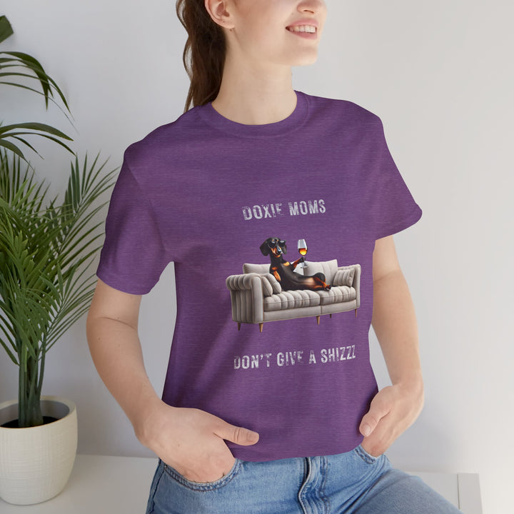 Doxie Moms Don't Give A Shizzz T-Shirt